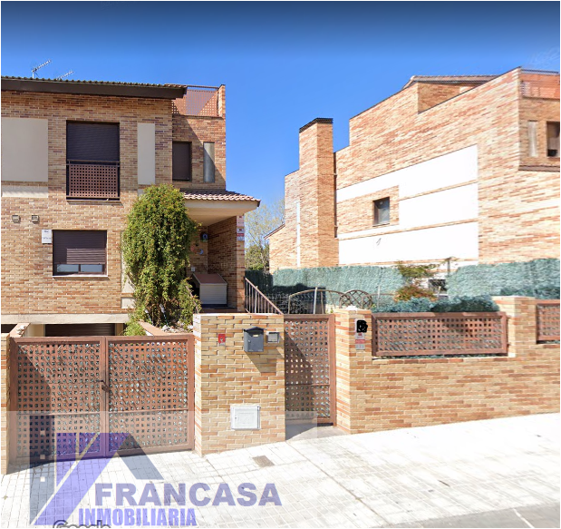 For sale of house in Las Ventas de Retamosa