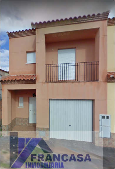 For sale of house in La Pueblanueva