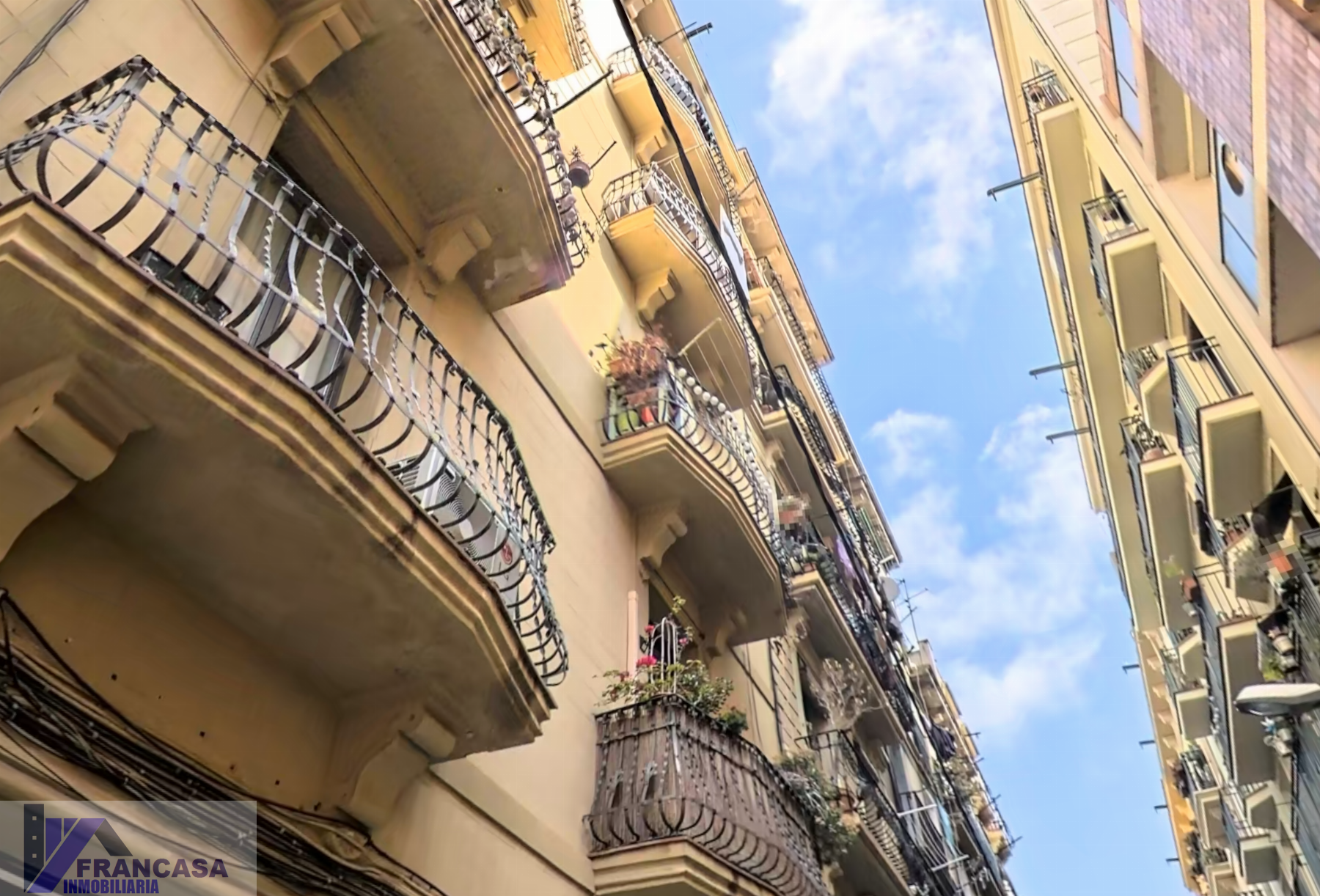For sale of flat in Barcelona