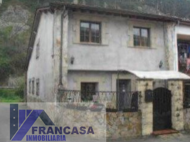 For sale of house in Cabezón de la Sal