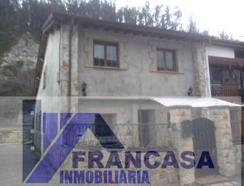 For sale of house in Cabezón de la Sal