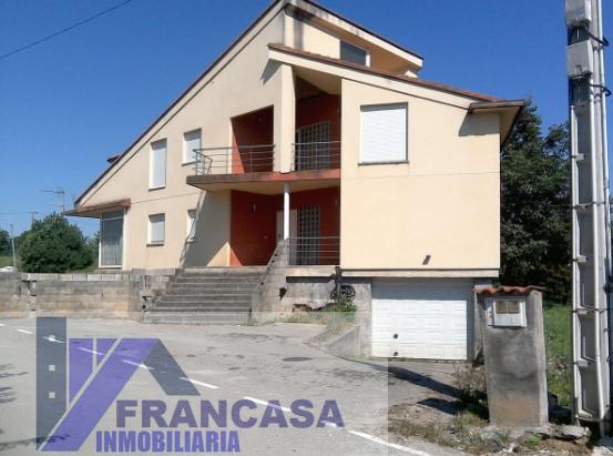 For sale of house in Puente Viesgo
