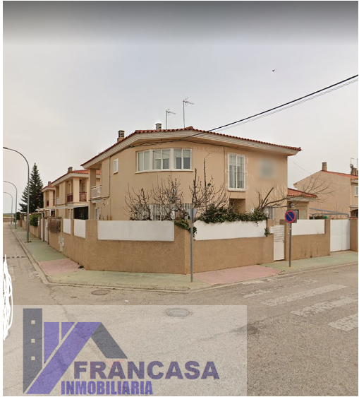 For sale of house in La Gineta