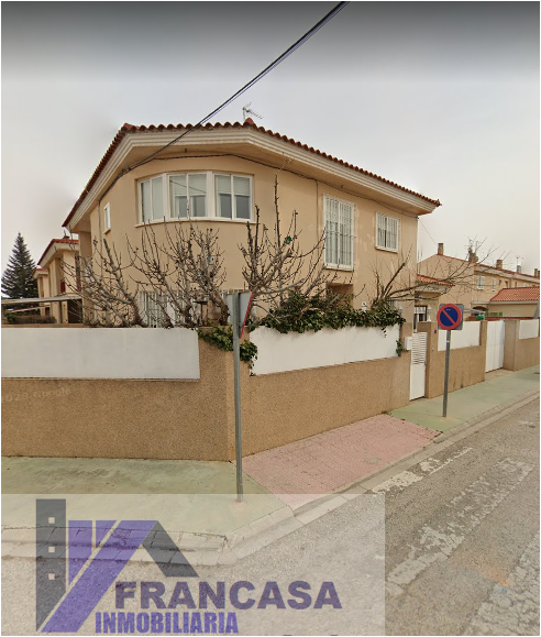For sale of house in La Gineta