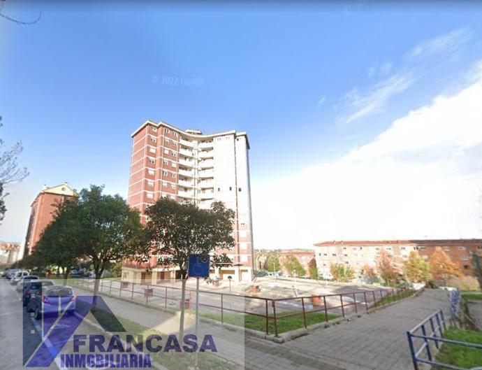 For sale of flat in Santander