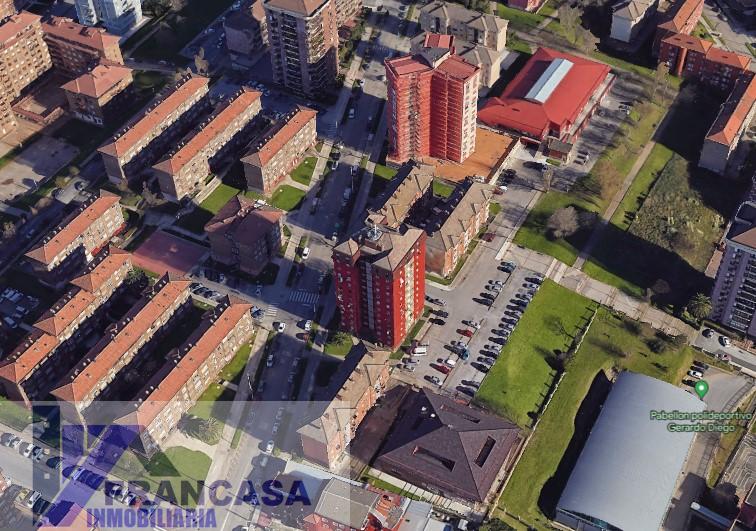 For sale of flat in Santander
