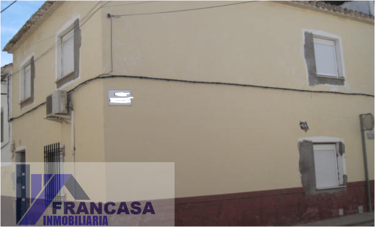 For sale of house in Herencia