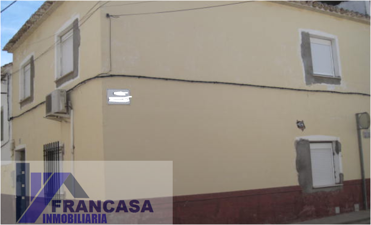 Venta de casa en Herencia