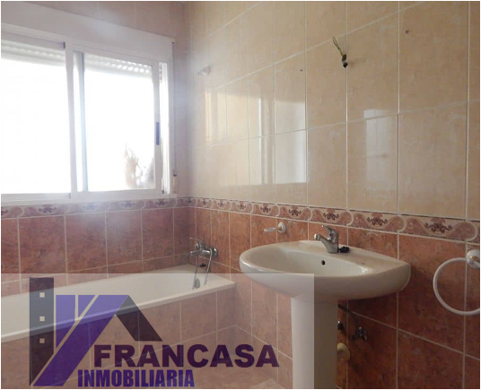 For sale of house in Fuensalida