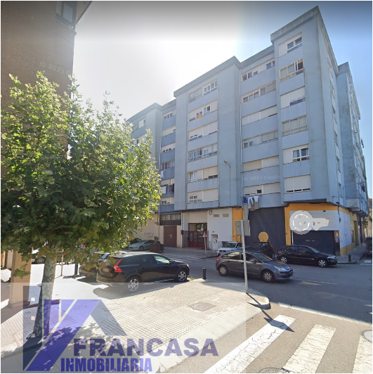 For sale of flat in Santoña