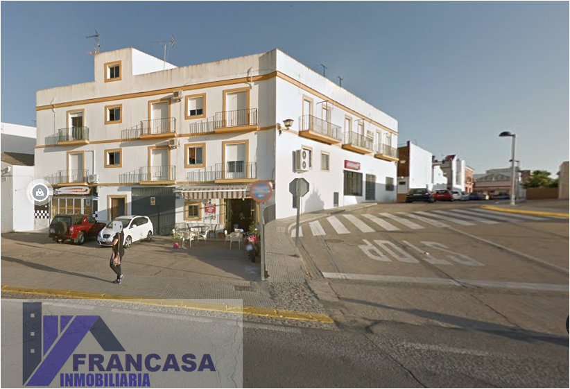 For sale of flat in Cantillana