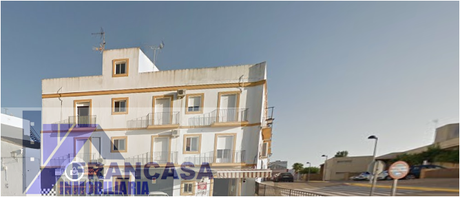 For sale of flat in Cantillana