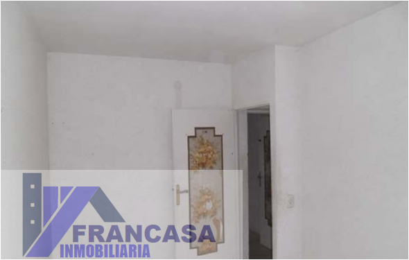 For sale of house in Escalona