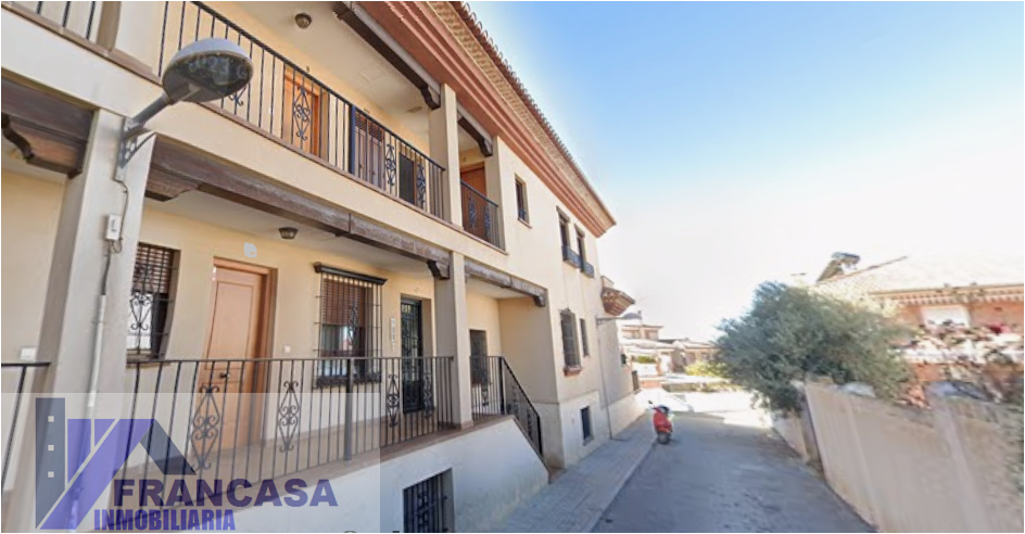 For sale of flat in Huétor Vega