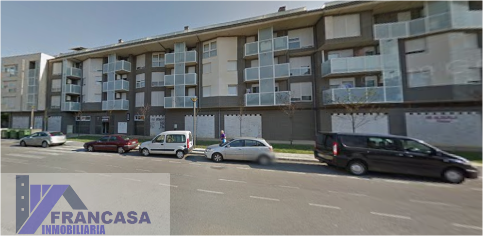 For sale of flat in Piélagos