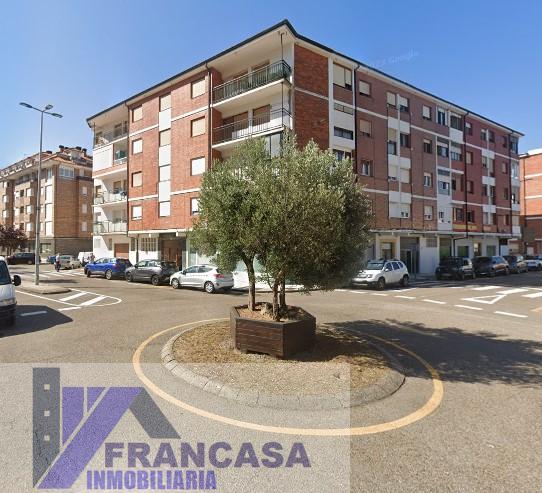 For sale of flat in Santoña