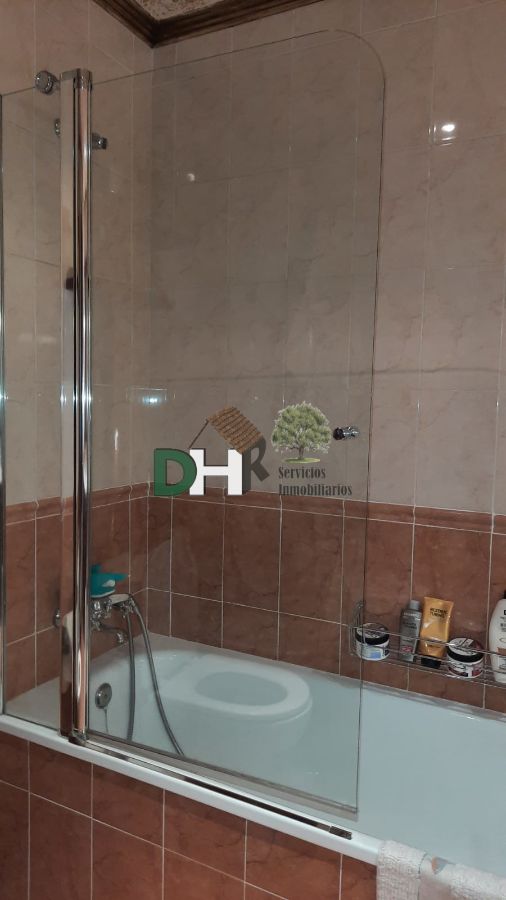 For sale of chalet in Cáceres