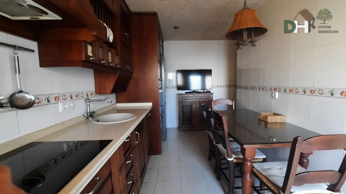 For sale of chalet in Cáceres