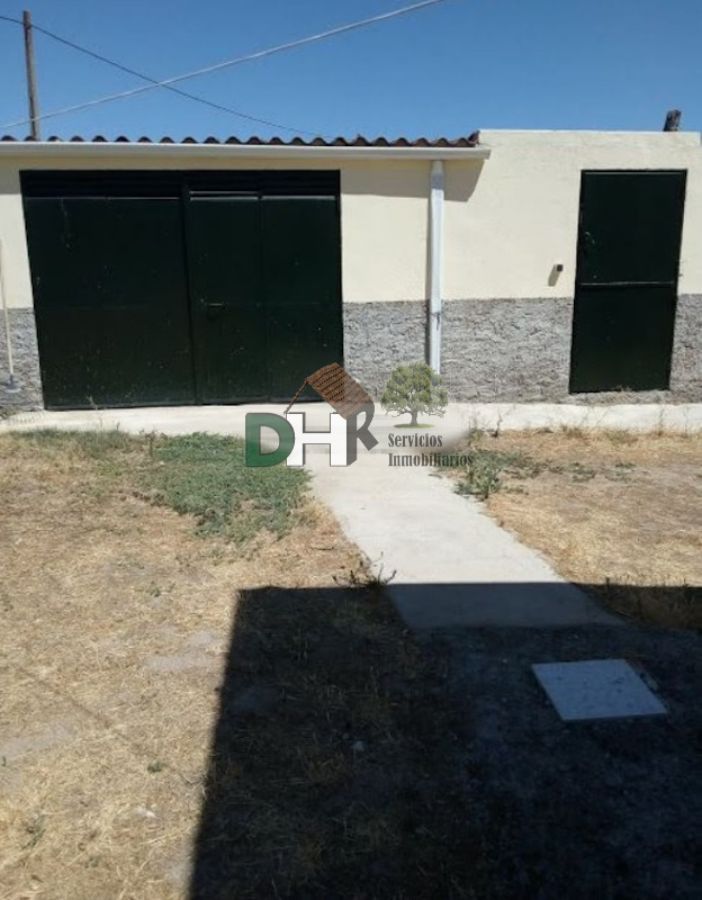 Venta de chalet en Casar de Cáceres