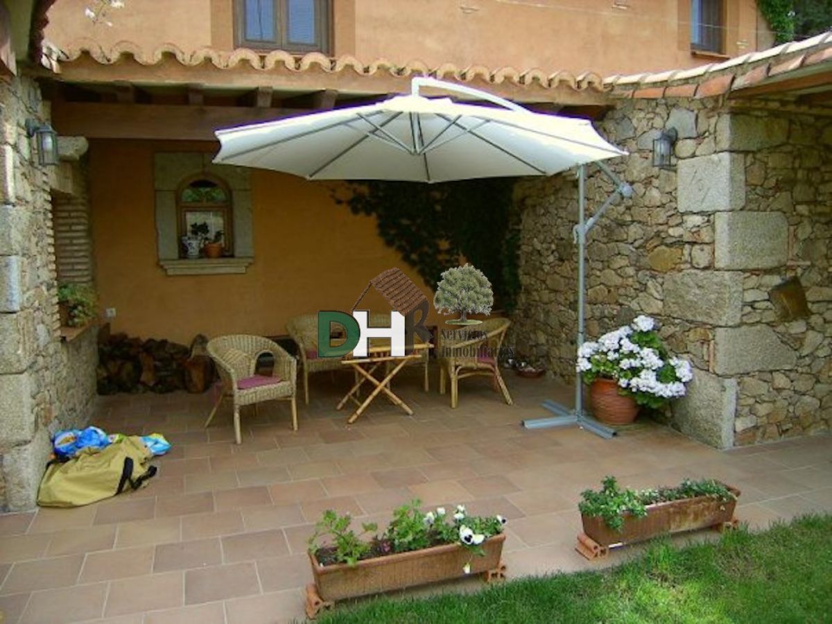For sale of chalet in Hoyos