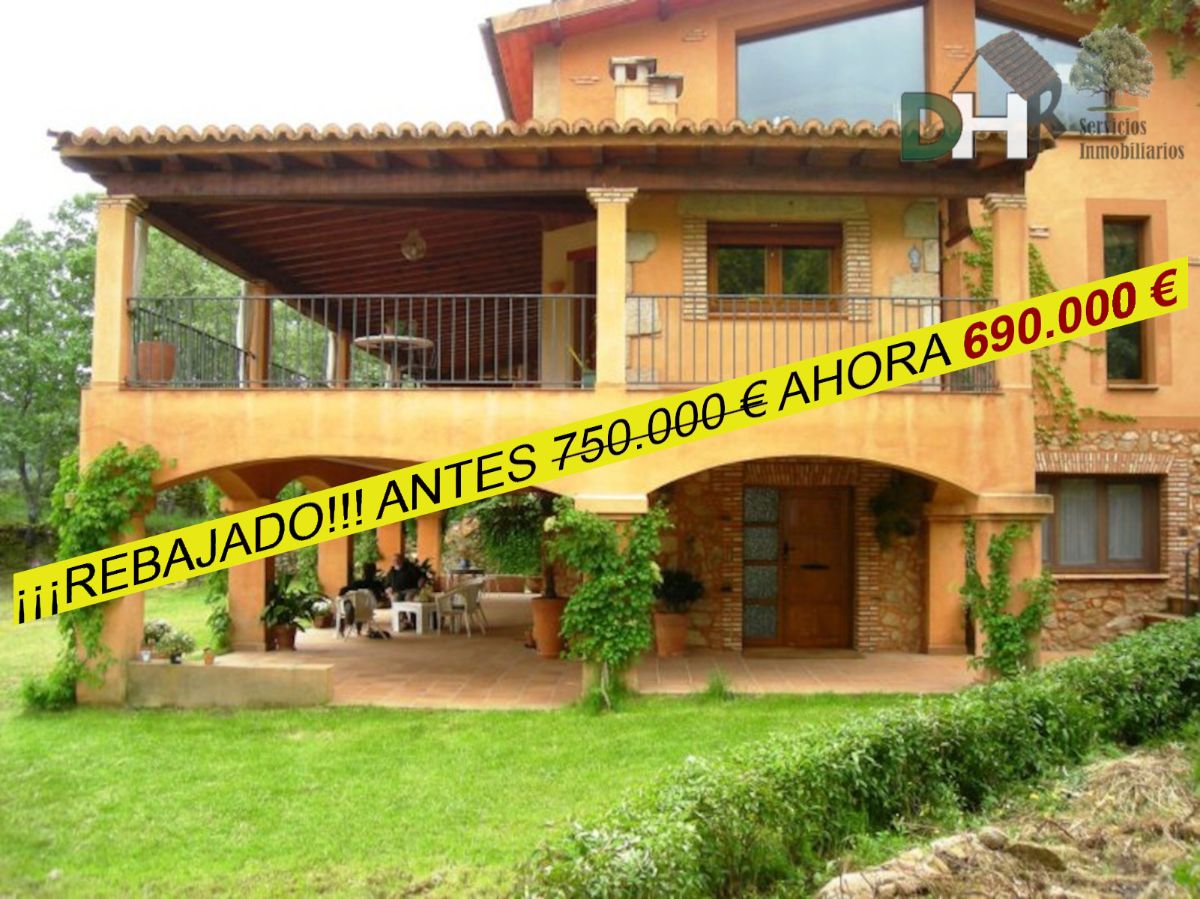 For sale of chalet in Cáceres