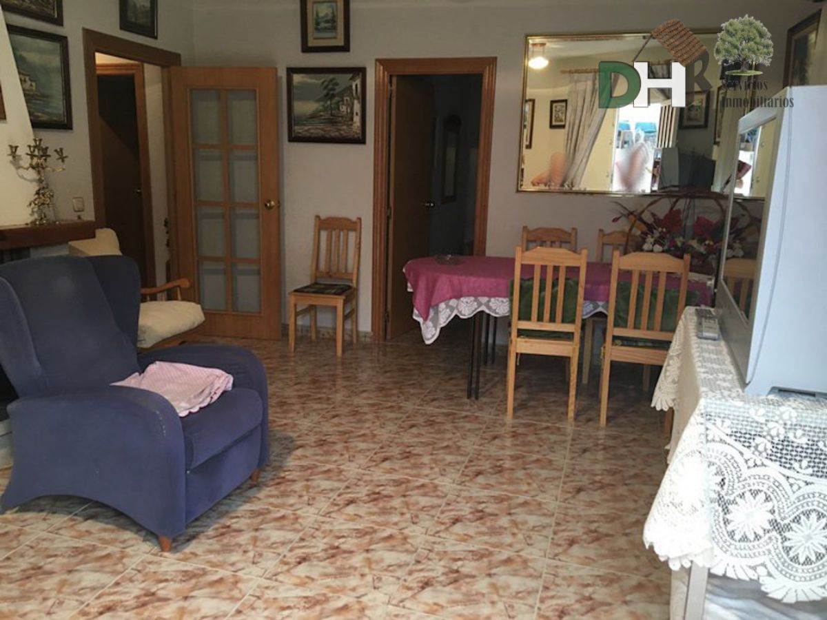 For sale of house in Herguijuela