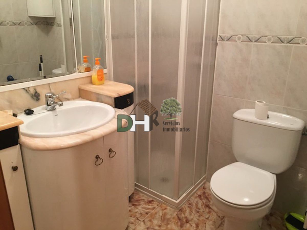 For sale of house in Herguijuela