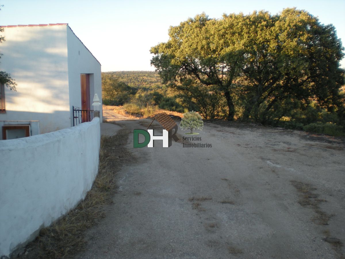 For sale of house in Brozas