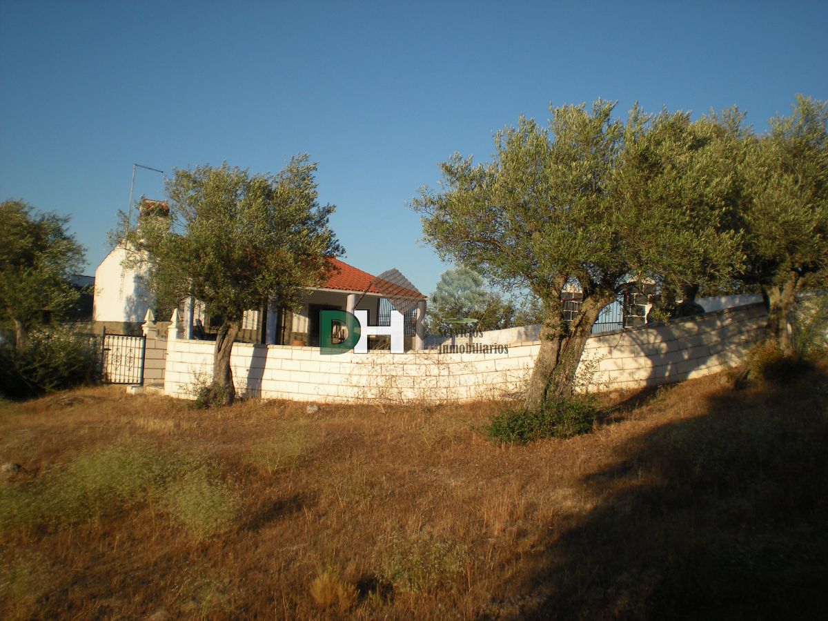 For sale of house in Brozas