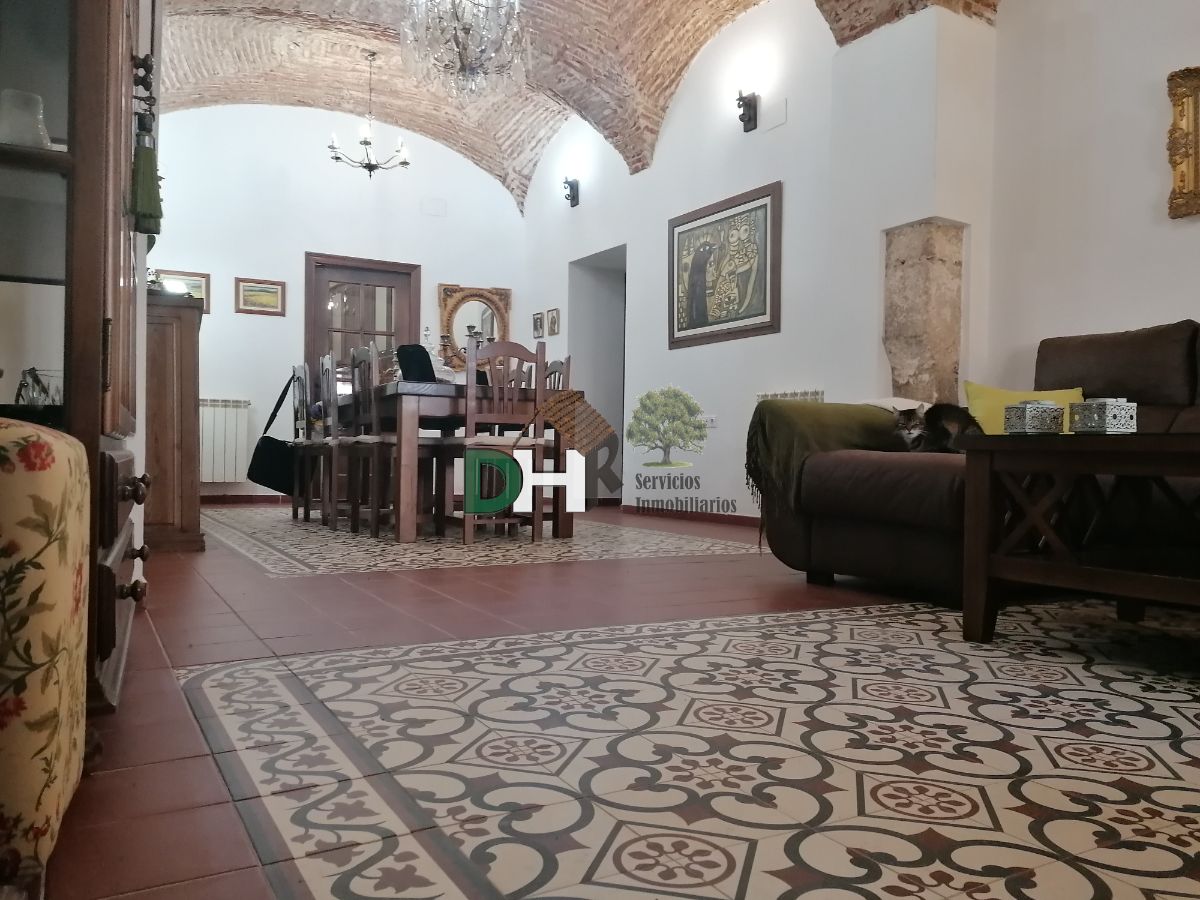 Venta de casa en Coria