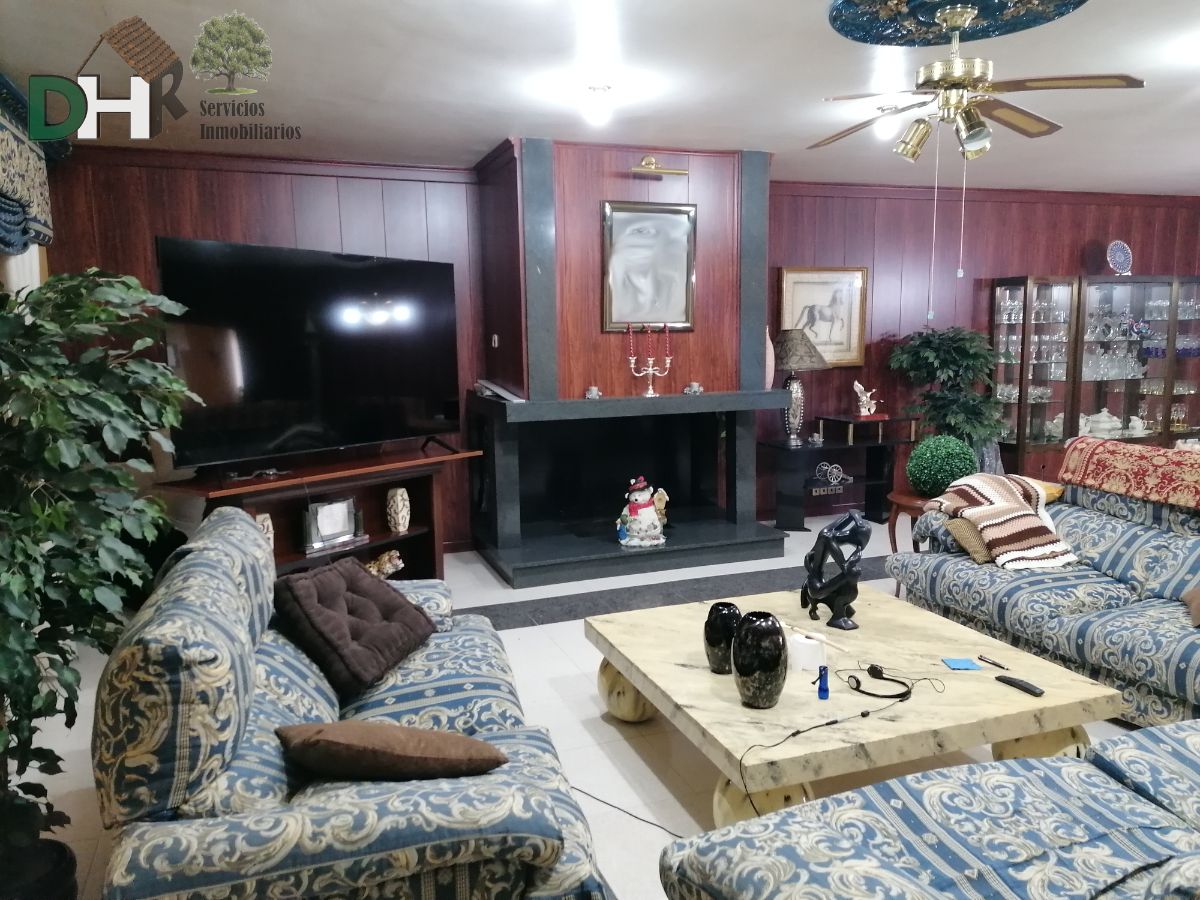 For sale of house in Cáceres