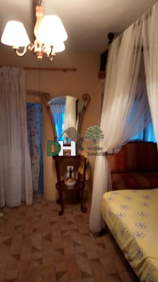 For sale of house in Sierra de Fuentes