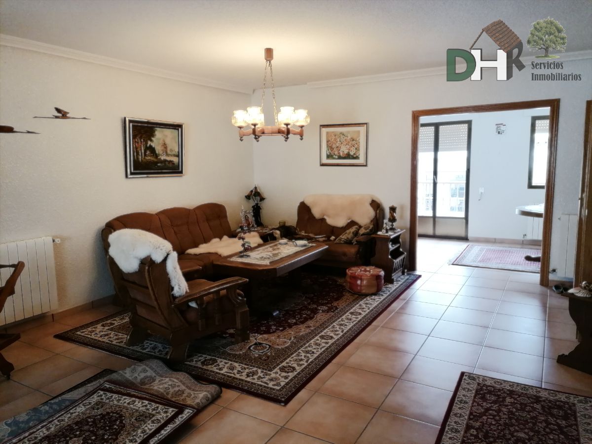 Venta de casa en Jarandilla de la Vera