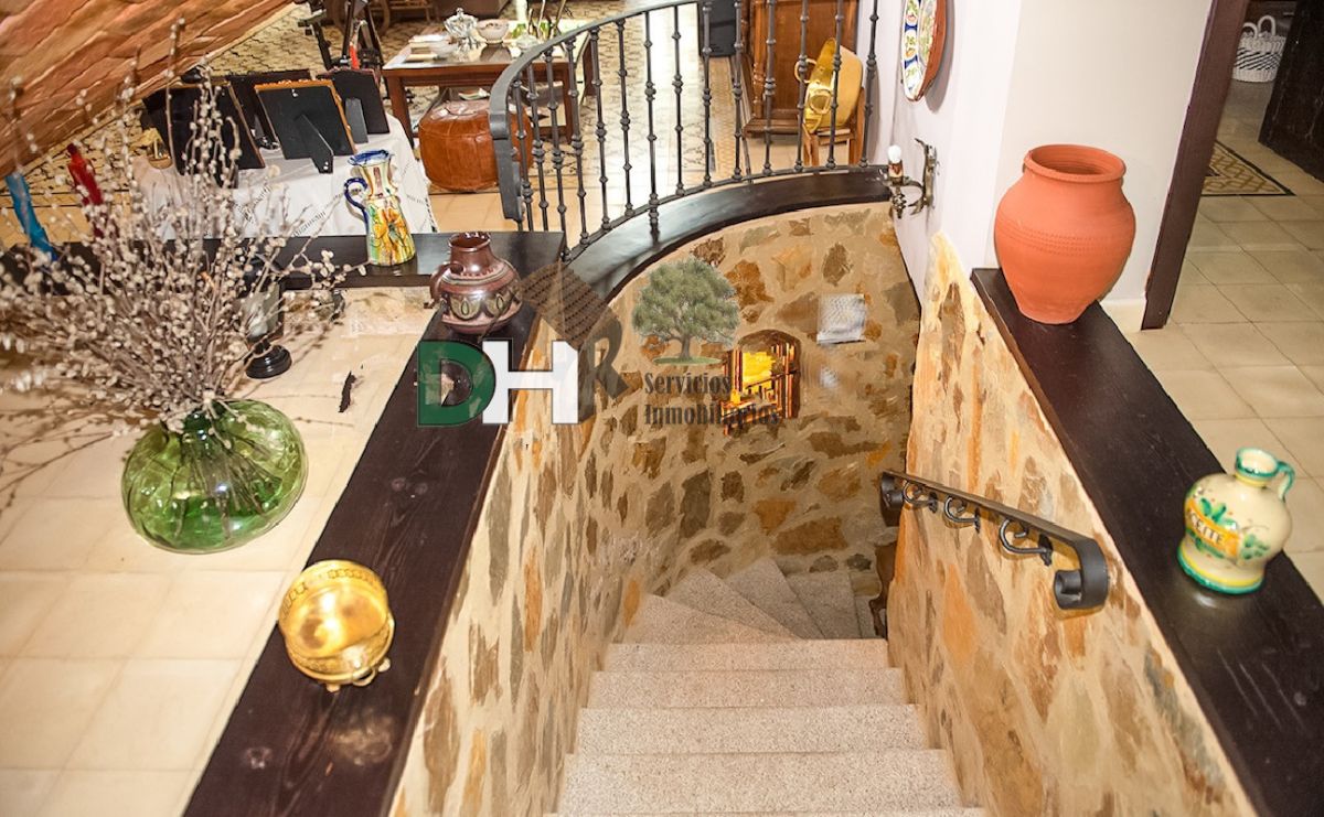 For sale of chalet in Cáceres