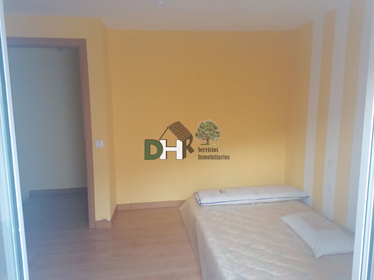 For sale of house in Montánchez