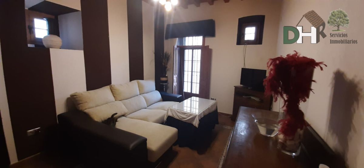 For sale of house in Trujillo