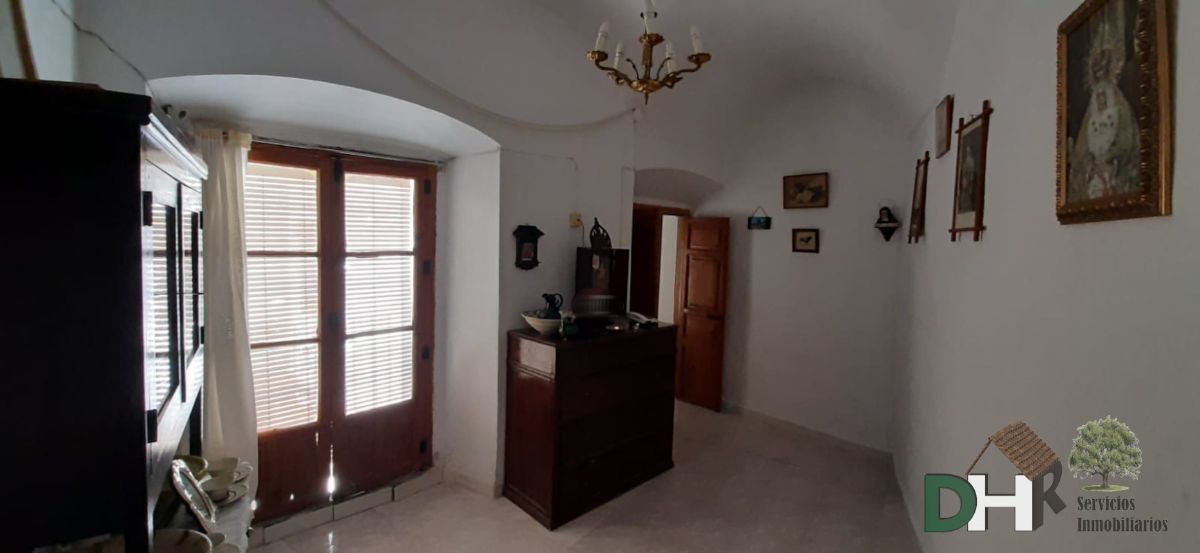 For sale of house in Trujillo