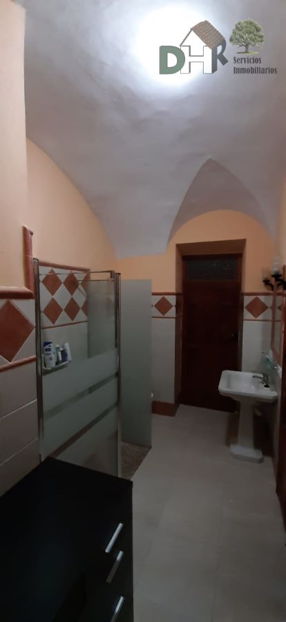 For sale of house in Trujillo