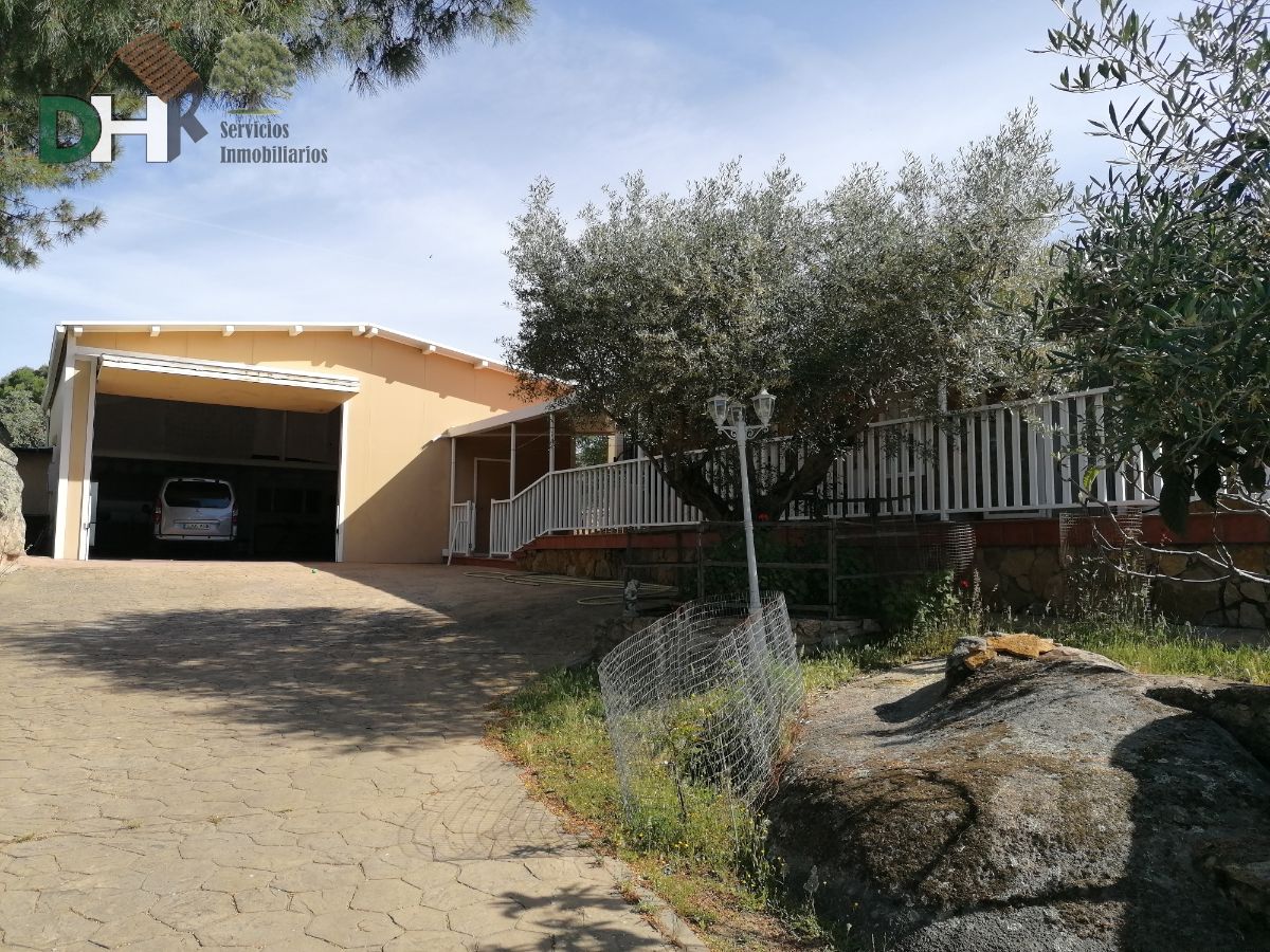 Venta de chalet en Malpartida de Cáceres