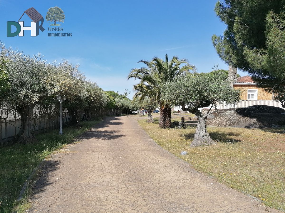 Venta de chalet en Malpartida de Cáceres