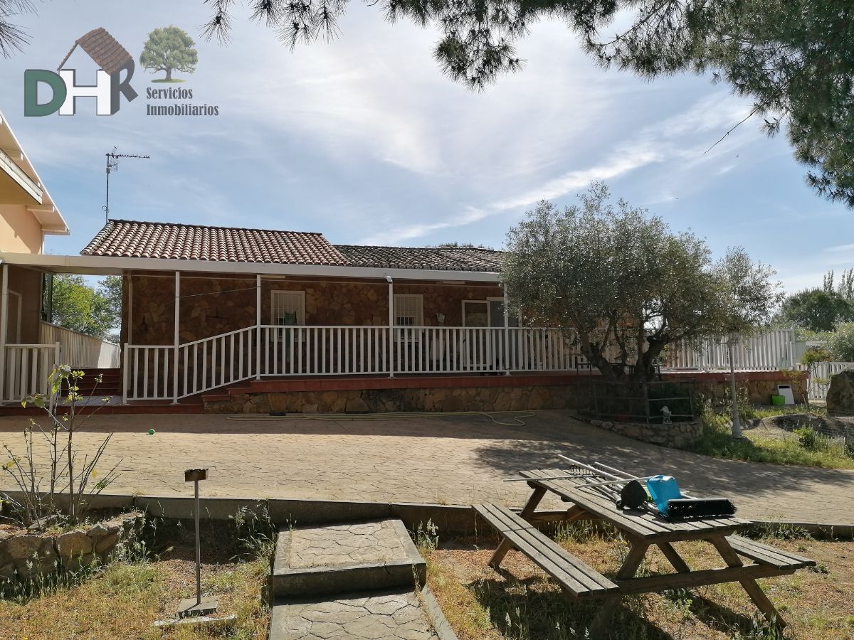 Venta de chalet en Malpartida de Cáceres