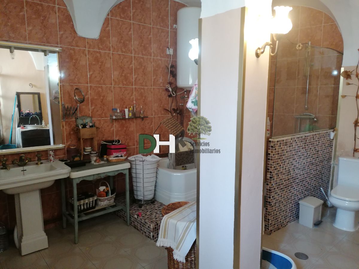 Venta de casa en Alcuéscar