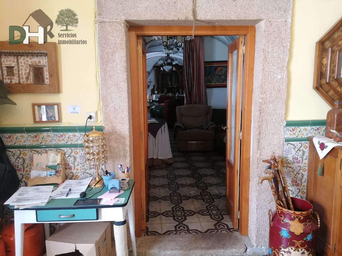 Venta de casa en Alcuéscar