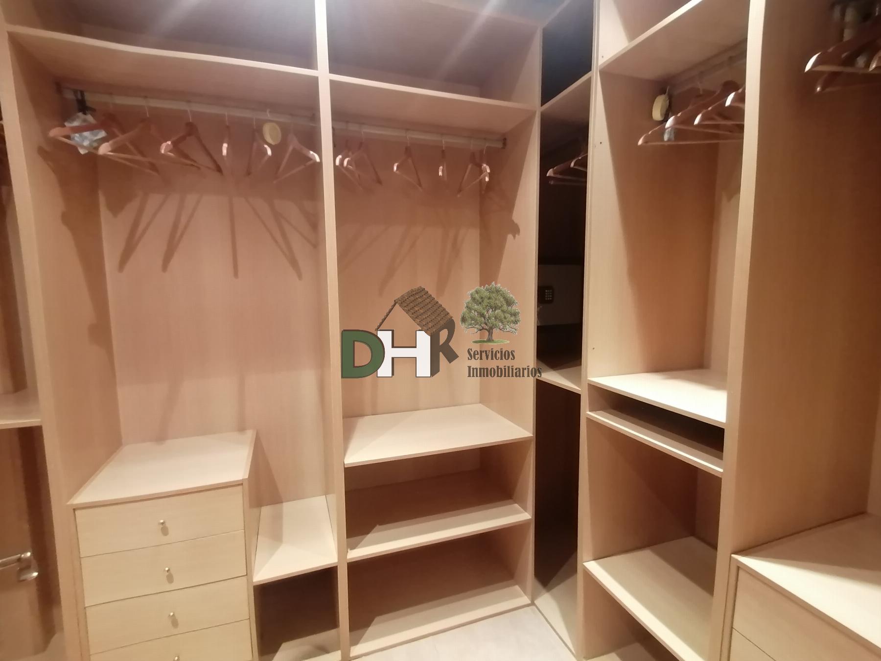 For sale of chalet in Cáceres