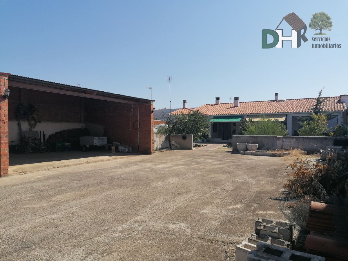 Venta de casa en Coria