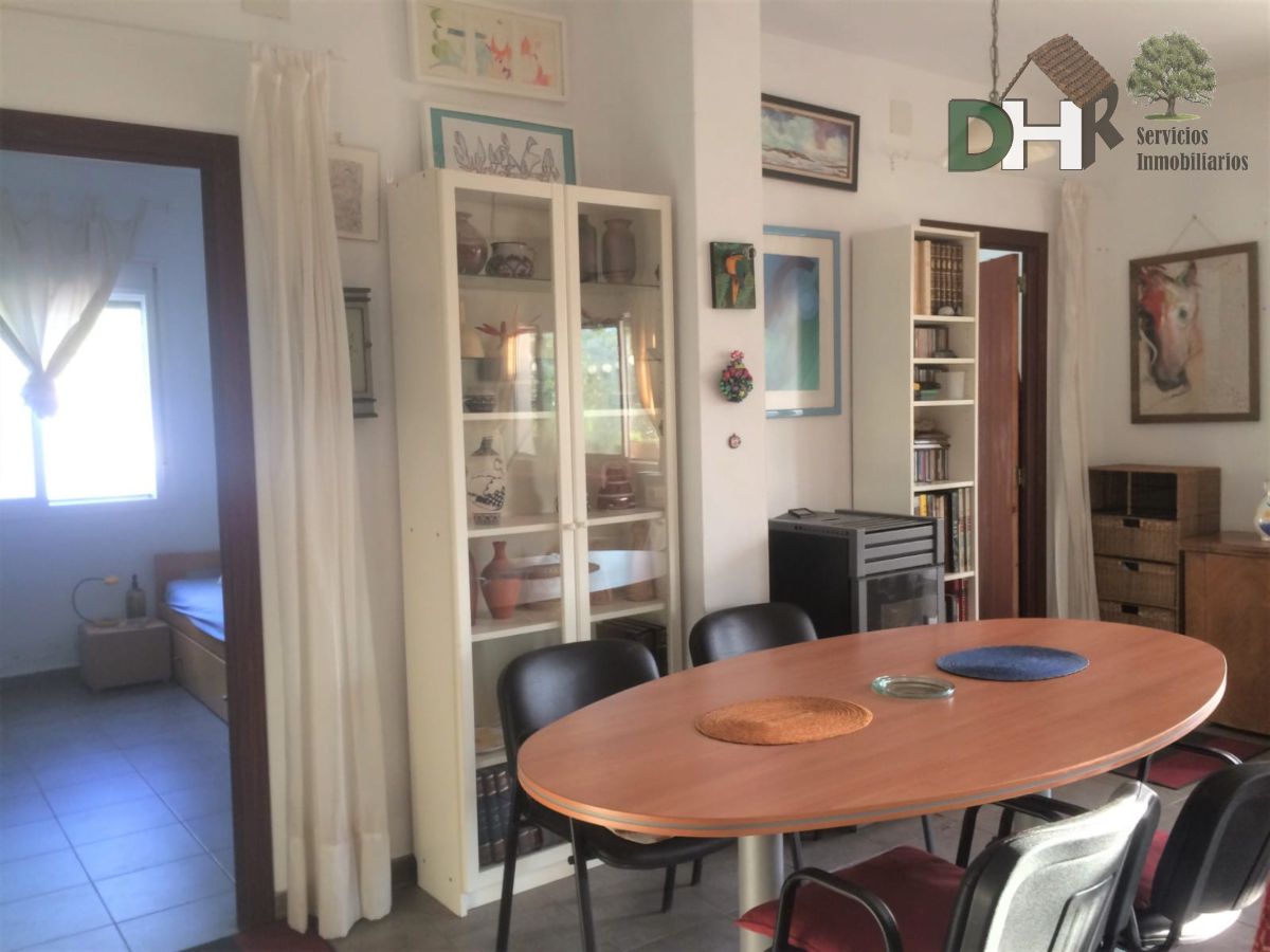 For sale of house in Cañamero