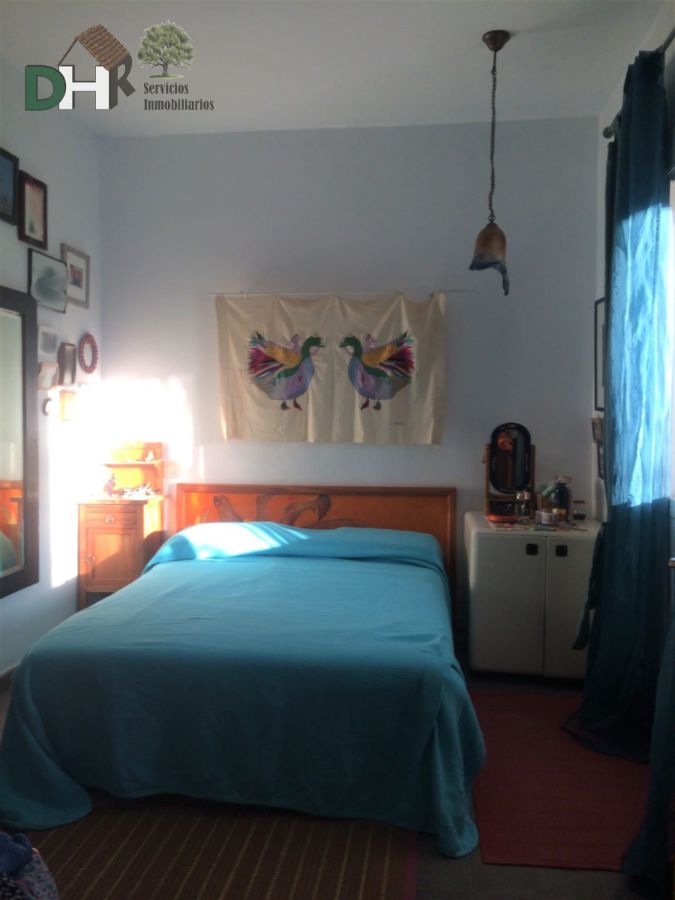 For sale of house in Cañamero