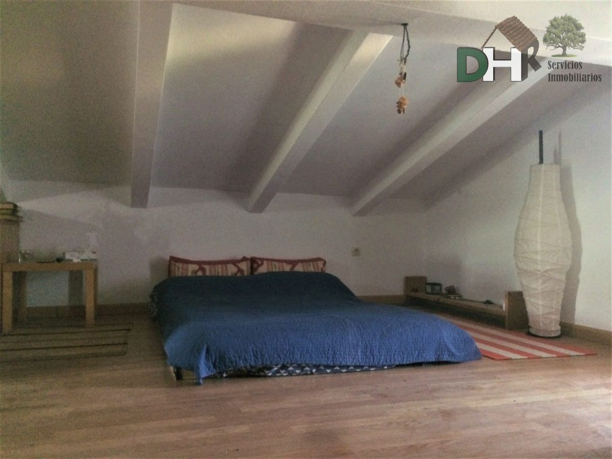 For sale of house in Cañamero