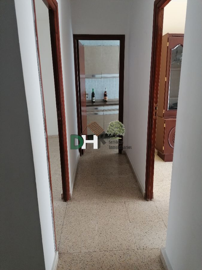 For sale of duplex in Losar de la Vera