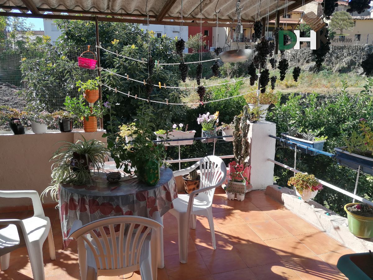 For sale of house in Losar de la Vera